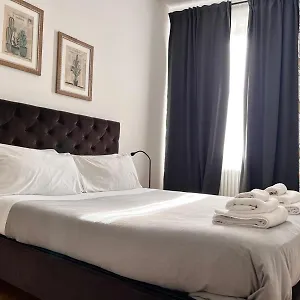 Dieci At Spanish Step - Belsiana Luxury Holiday home Rome